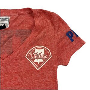Philadelphia Phillies Victorias Secret Strike Em Out T Shirt Womens XS Red